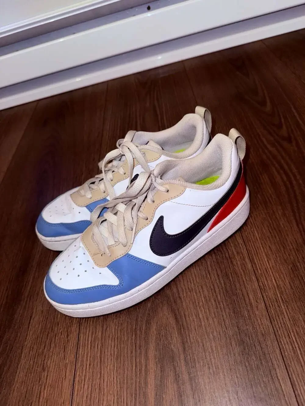 Nike Kids' Court Borough Low Recraft GS Sneakers Size 6Y